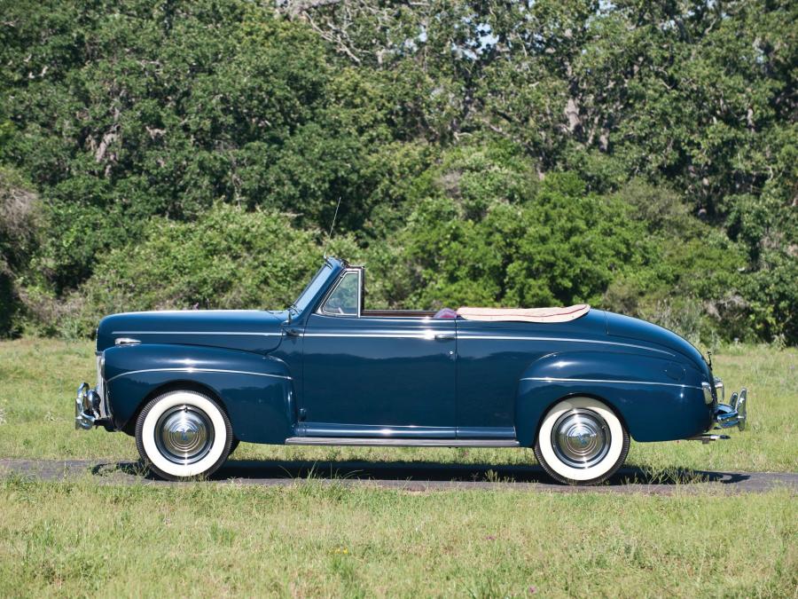  Ford V8 Super Deluxe Convertible Coupe 1941 года  (фото 14 из 16)